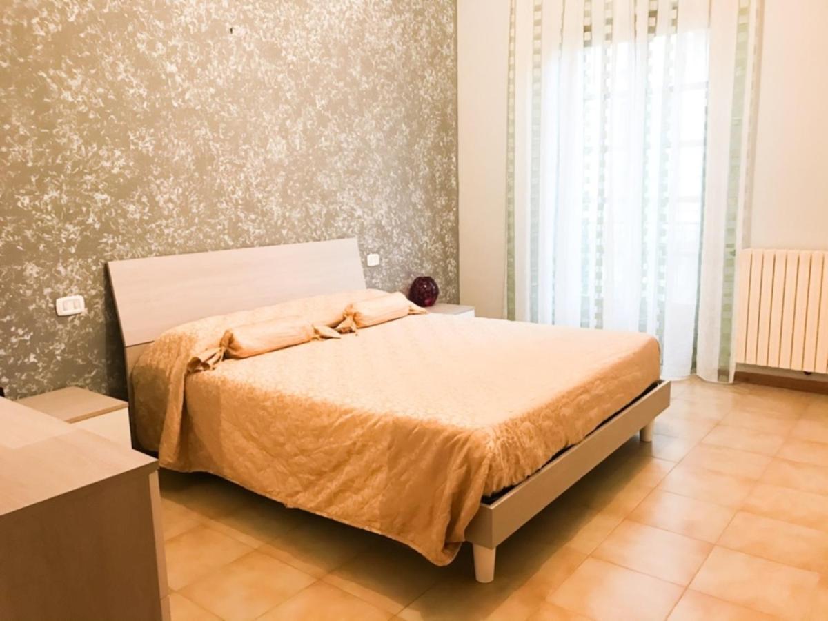 Sciangai De Santis B&B เตรบิซาคเซ ภายนอก รูปภาพ